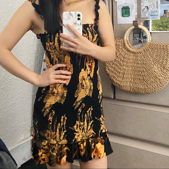 Faithfull the Brand Dresses & Skirts - Faithful The Brand Floral Mini Dress